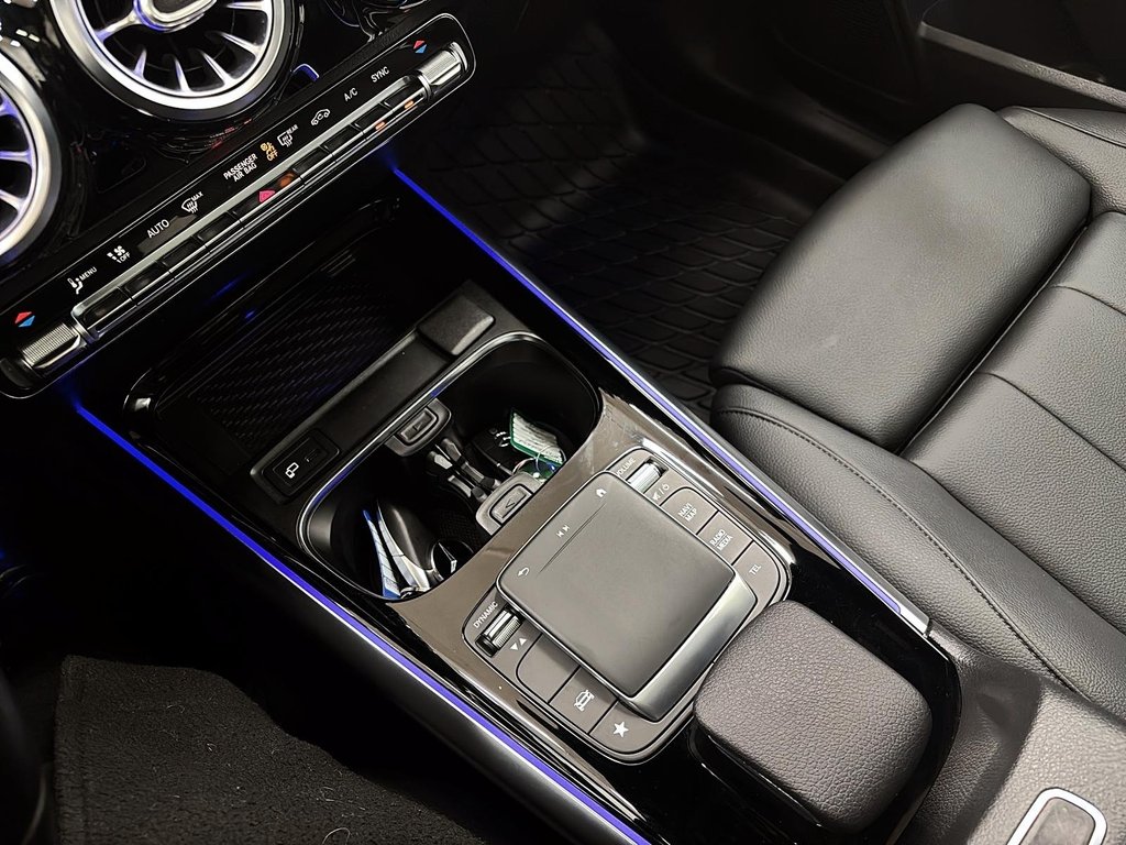 2021 Mercedes-Benz GLA in Quebec, Quebec - 17 - w1024h768px