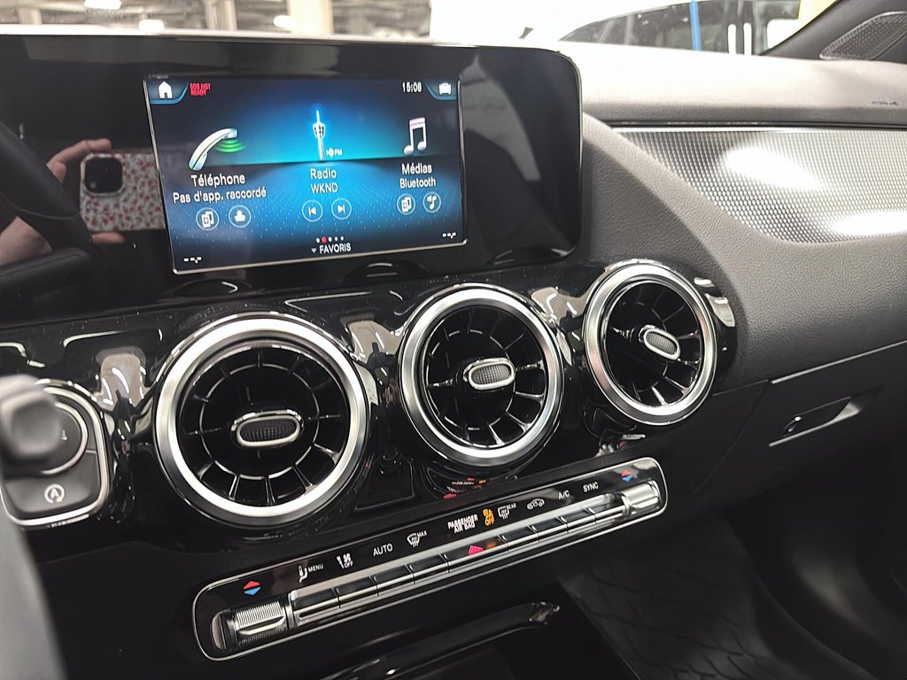 Mercedes-Benz GLA  2021 à Québec, Québec - 15 - w1024h768px