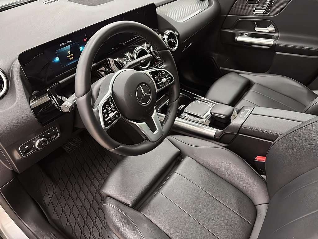 Mercedes-Benz GLA  2021 à Québec, Québec - 10 - w1024h768px