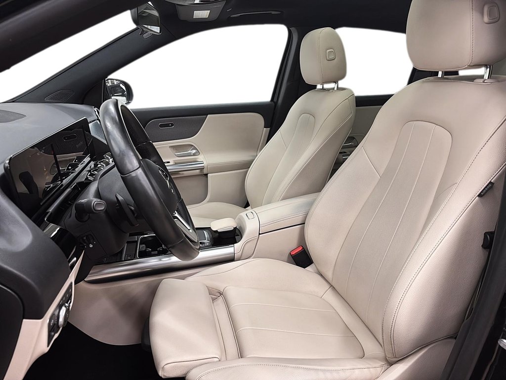 2022 Mercedes-Benz GLA in Quebec, Quebec - 9 - w1024h768px