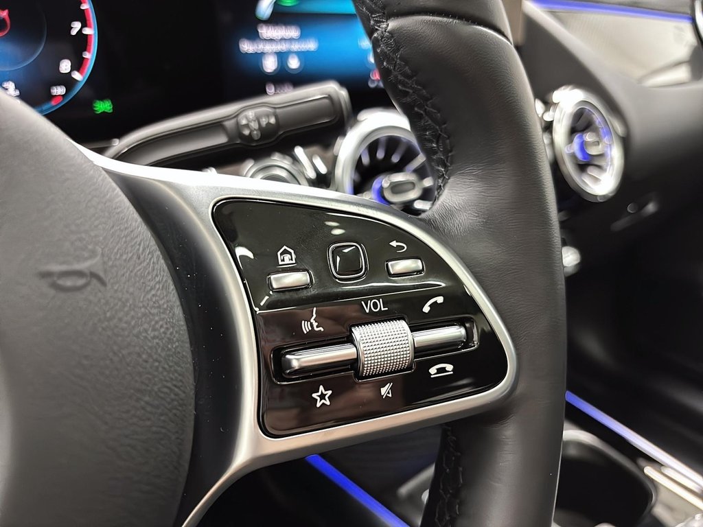 Mercedes-Benz GLA  2023 à Québec, Québec - 18 - w1024h768px