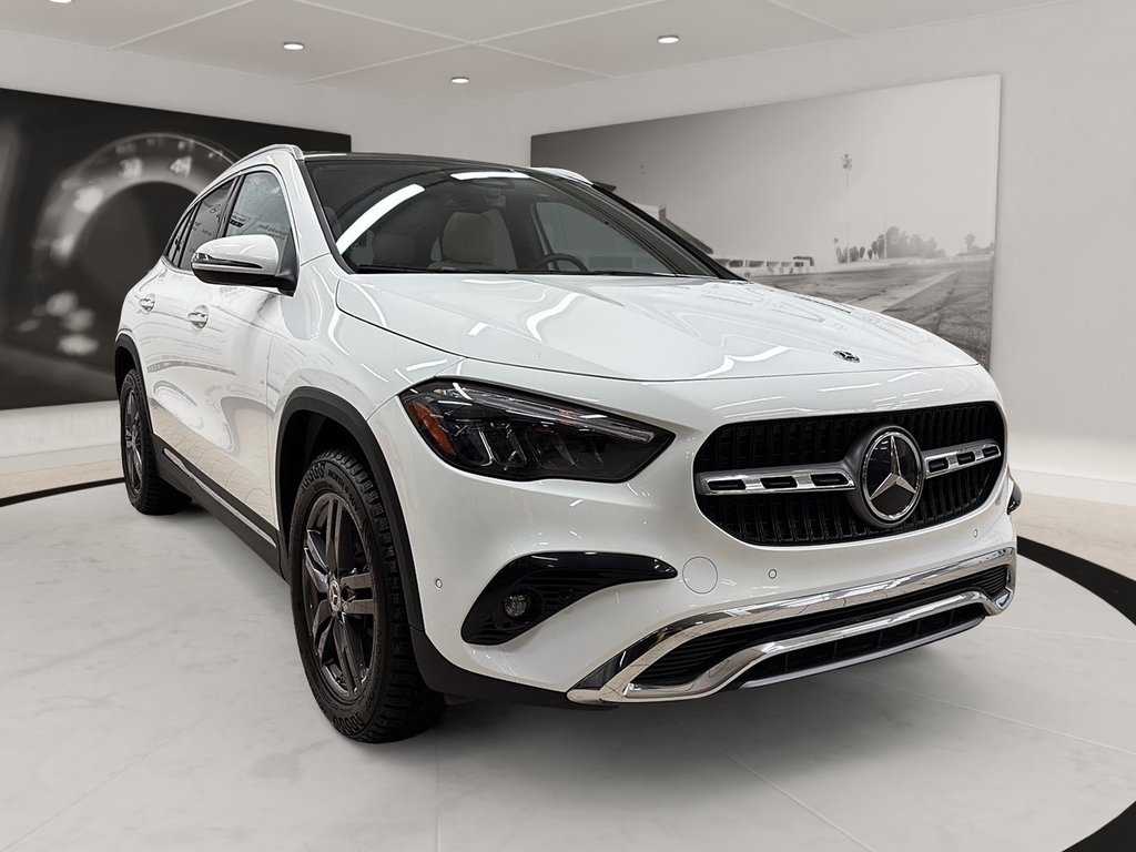 Mercedes-Benz GLA  2024 à Québec, Québec - 3 - w1024h768px