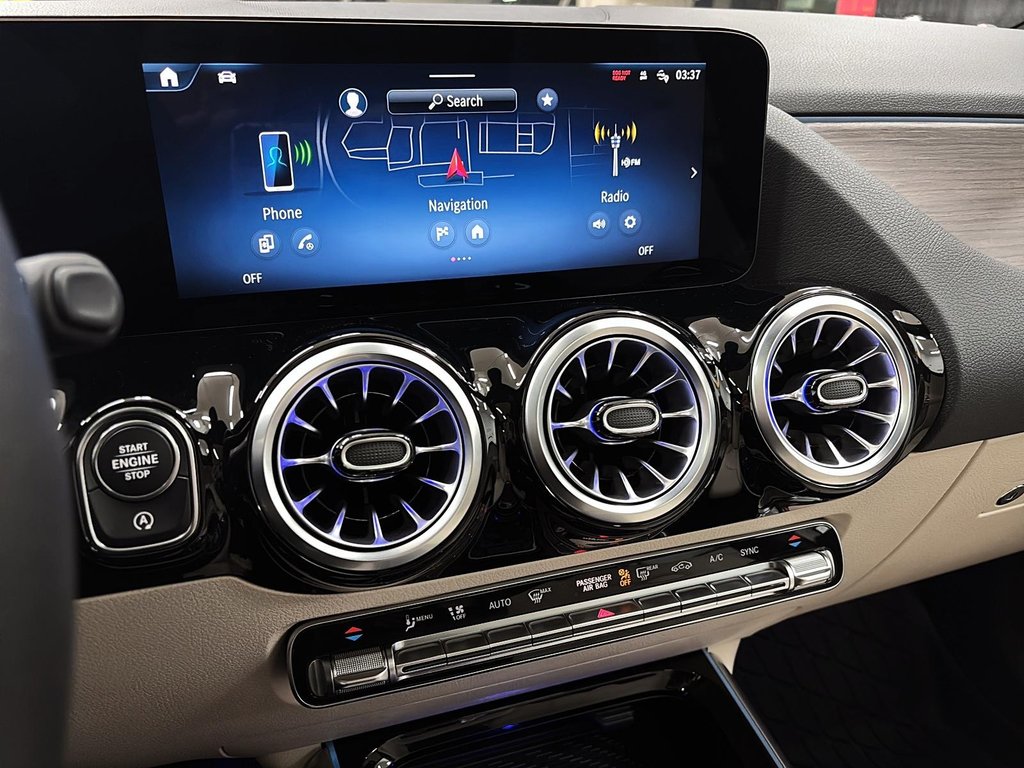 Mercedes-Benz GLA  2024 à Québec, Québec - 15 - w1024h768px