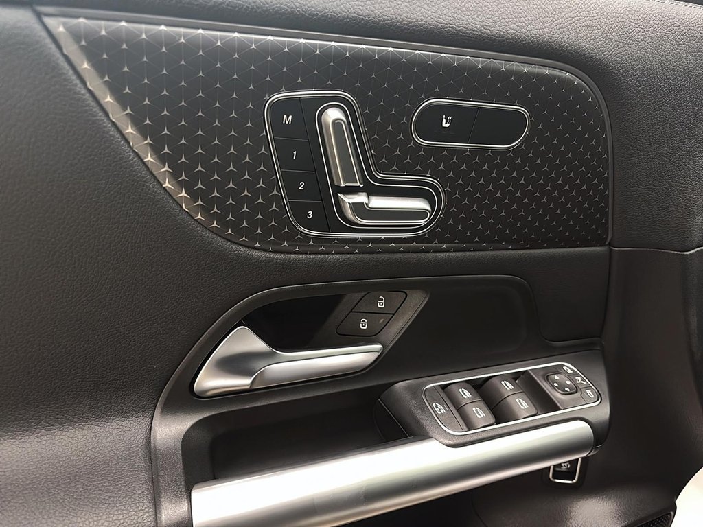 Mercedes-Benz GLA  2025 à Québec, Québec - 11 - w1024h768px