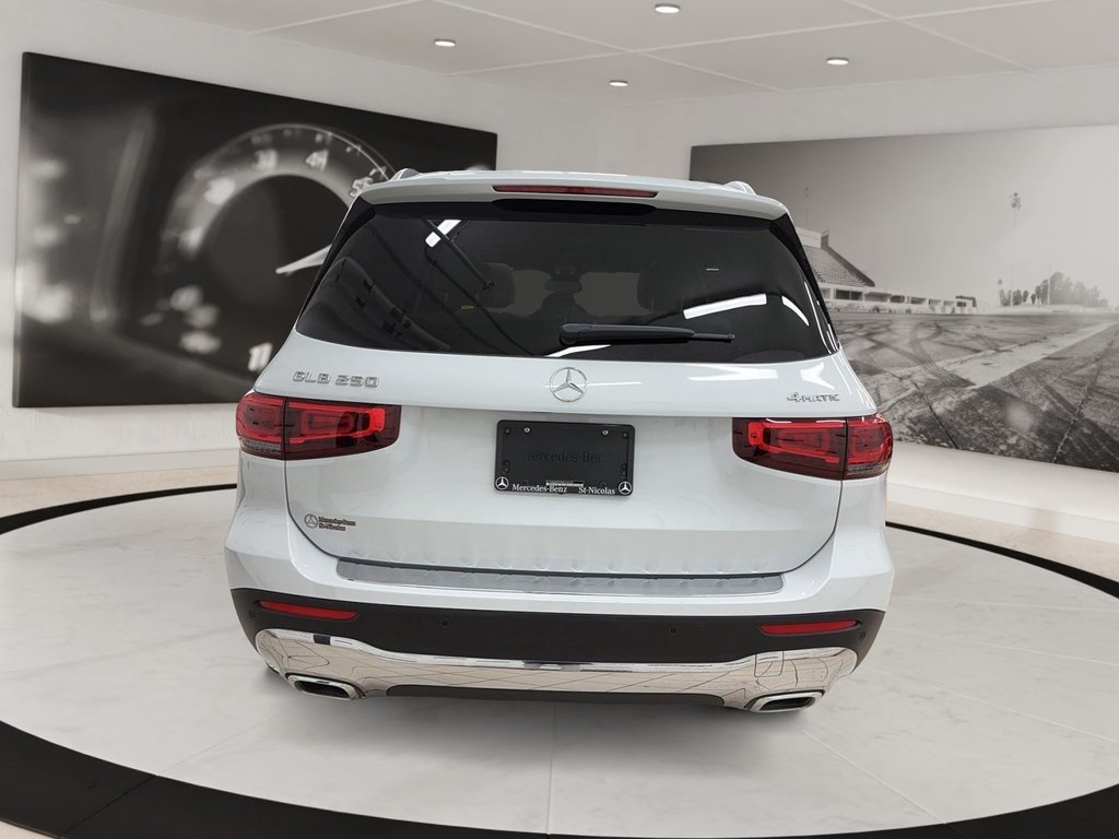 2021 Mercedes-Benz GLB in Quebec, Quebec - 6 - w1024h768px