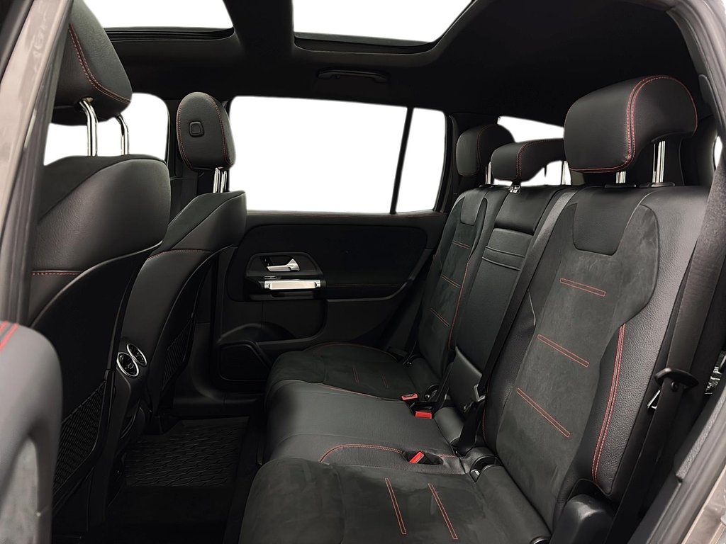2021 Mercedes-Benz GLB in Quebec, Quebec - 6 - w1024h768px