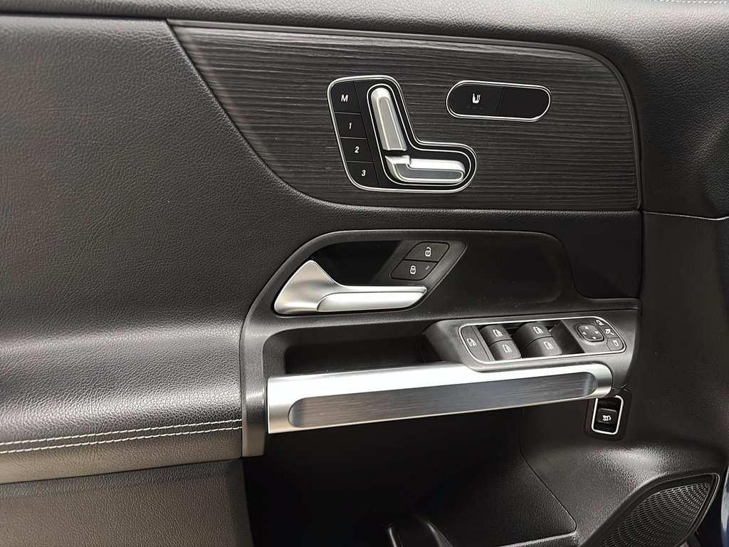 Mercedes-Benz GLB  2021 à Québec, Québec - 7 - w1024h768px