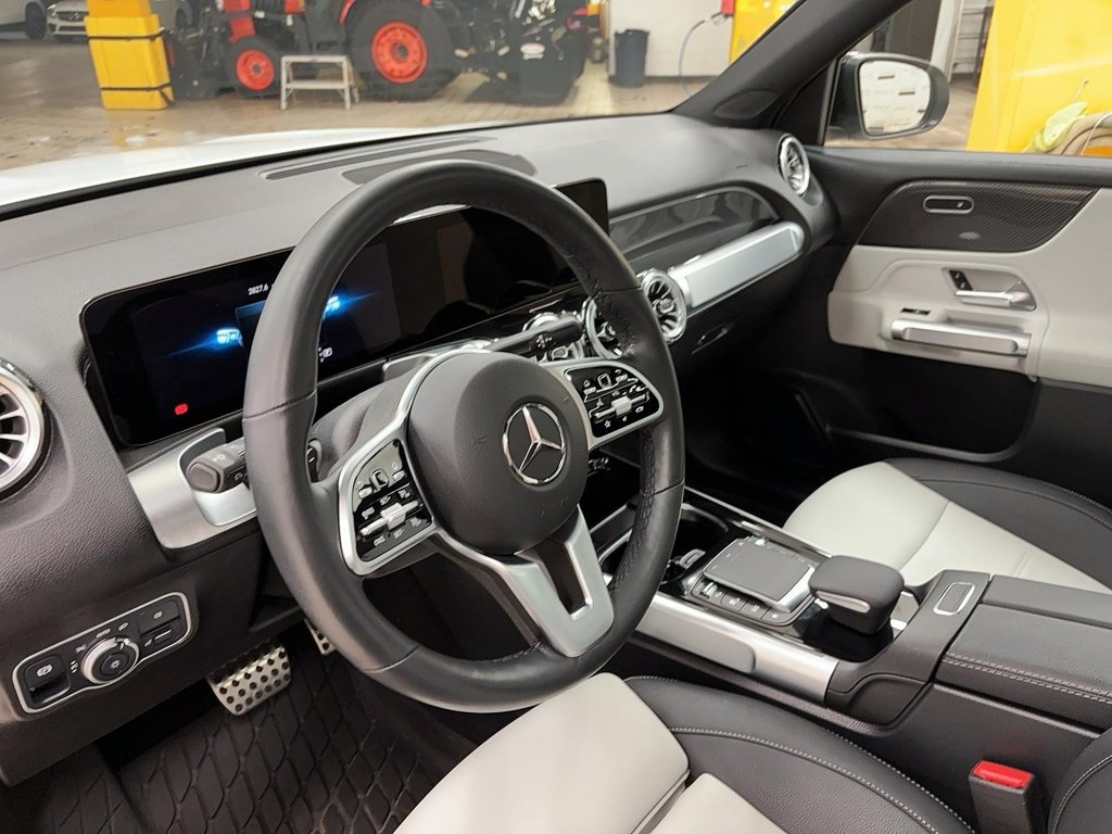 2022 Mercedes-Benz GLB in Quebec, Quebec - 13 - w1024h768px