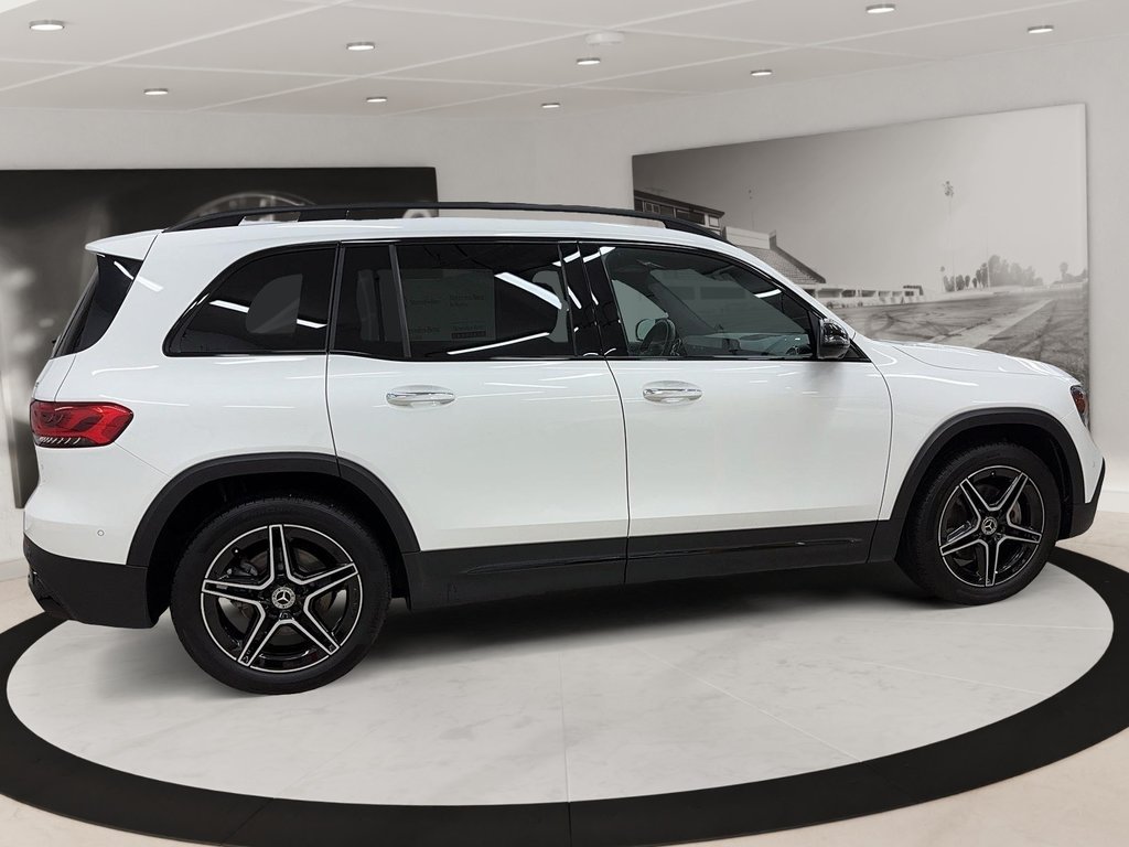 2022 Mercedes-Benz GLB in Quebec, Quebec - 4 - w1024h768px