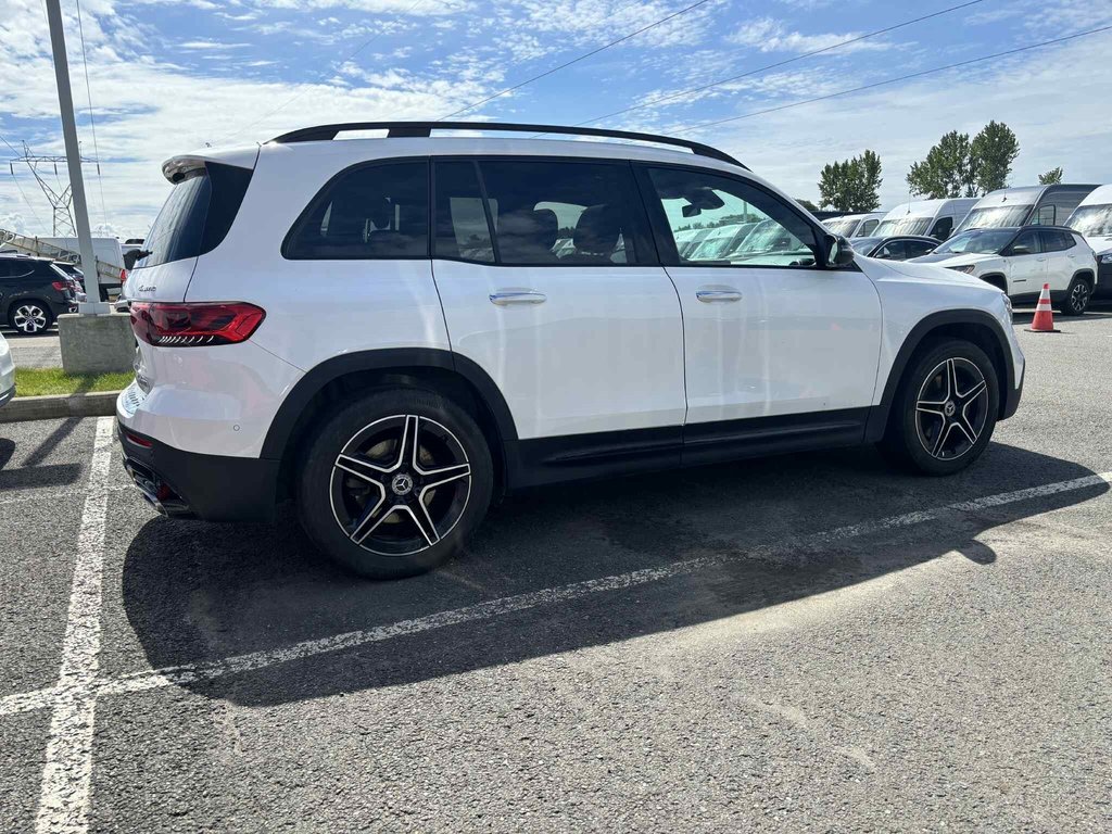 Mercedes-Benz GLB  2022 à Québec, Québec - 4 - w1024h768px