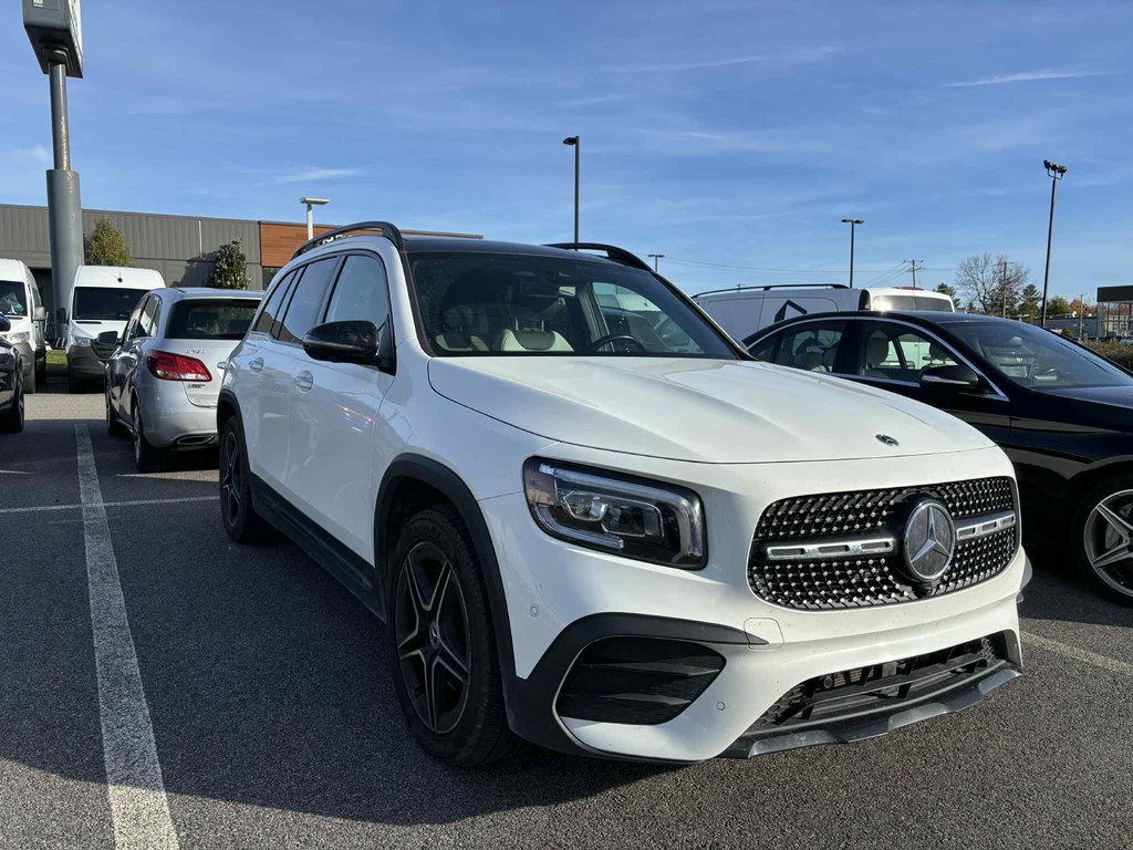 2022 Mercedes-Benz GLB in Quebec, Quebec - 3 - w1024h768px