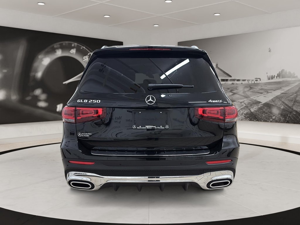 2023 Mercedes-Benz GLB in Quebec, Quebec - 6 - w1024h768px