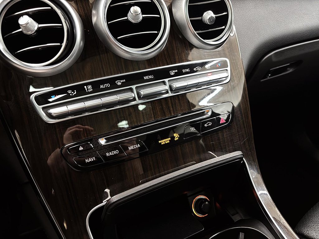 2017 Mercedes-Benz GLC in Quebec, Quebec - 16 - w1024h768px