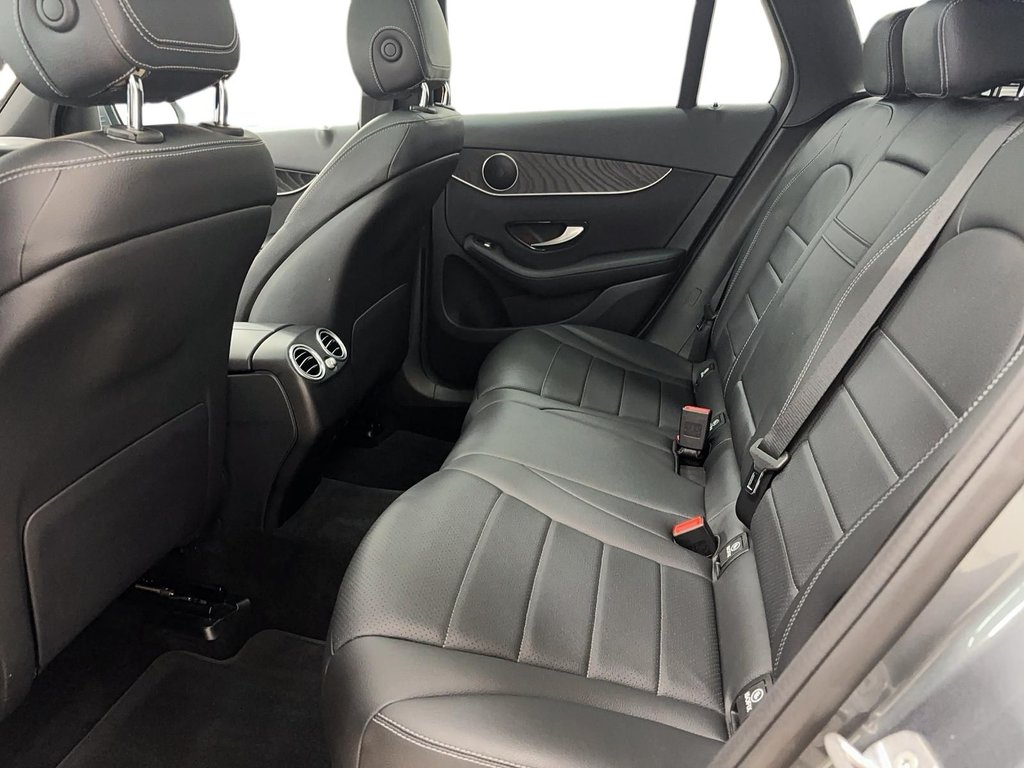 2019 Mercedes-Benz GLC in Quebec, Quebec - 9 - w1024h768px