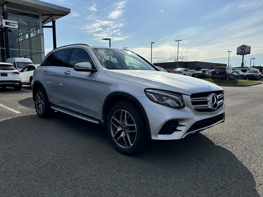 Mercedes-Benz GLC  2019 à Québec, Québec - 3 - w1024h768px