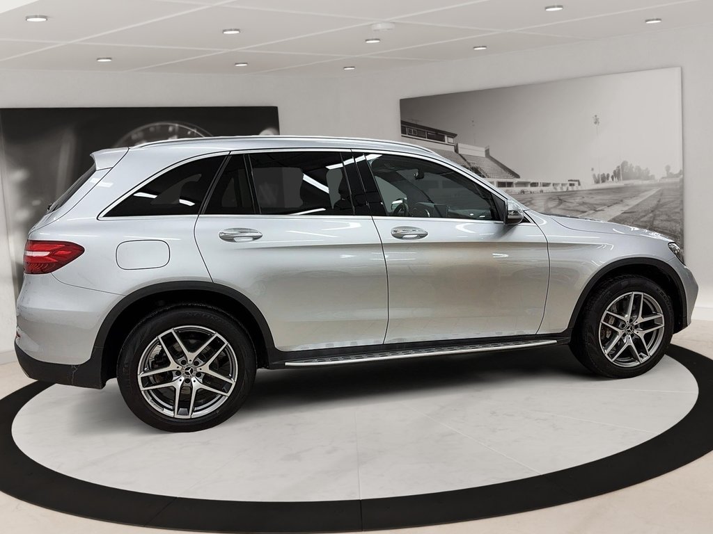 2019 Mercedes-Benz GLC in Quebec, Quebec - 4 - w1024h768px