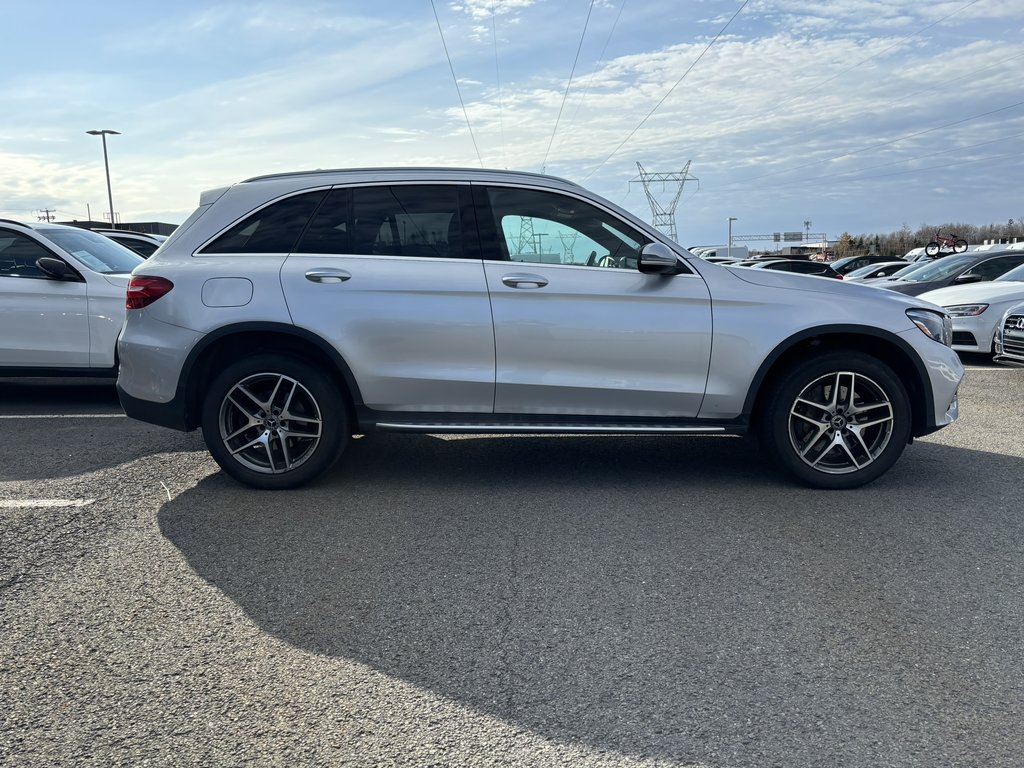 Mercedes-Benz GLC  2019 à Québec, Québec - 4 - w1024h768px