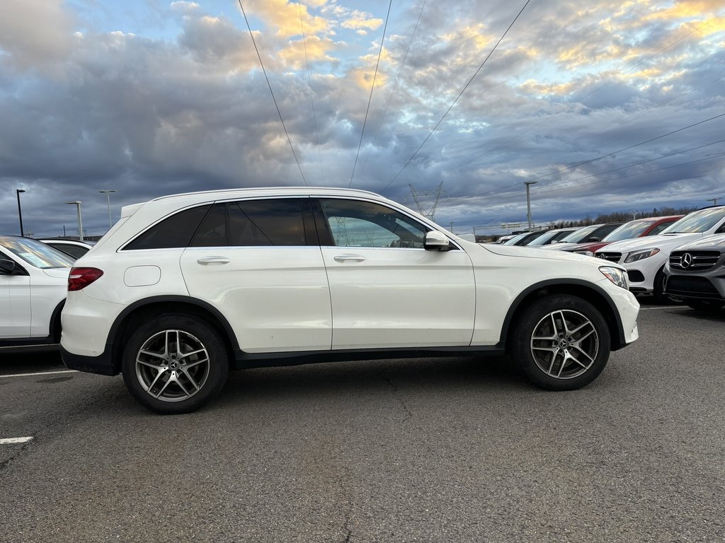 2019 Mercedes-Benz GLC in Quebec, Quebec - 4 - w1024h768px