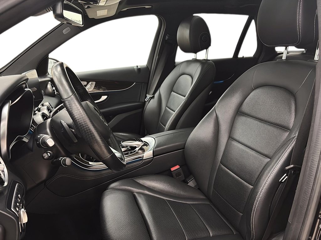 2019 Mercedes-Benz GLC in Quebec, Quebec - 9 - w1024h768px