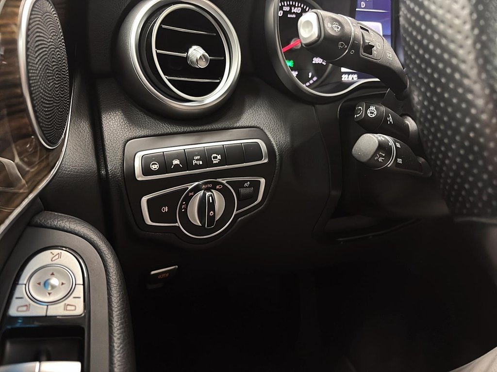 2019 Mercedes-Benz GLC in Quebec, Quebec - 19 - w1024h768px