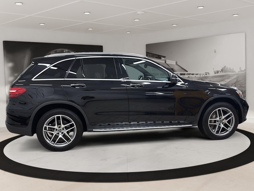 2019 Mercedes-Benz GLC in Quebec, Quebec - 4 - w1024h768px