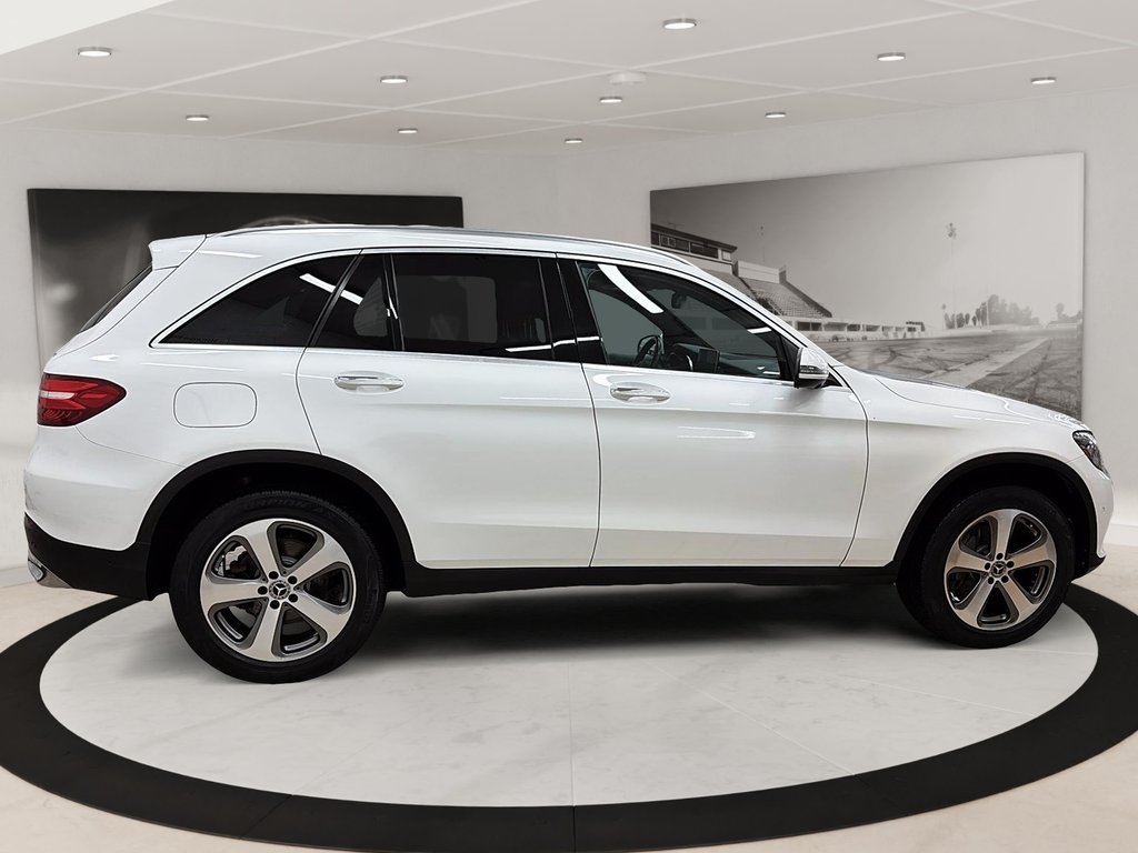 Mercedes-Benz GLC  2019 à Québec, Québec - 4 - w1024h768px
