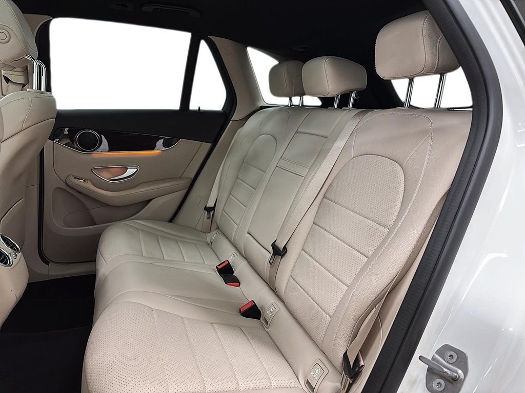 Mercedes-Benz GLC  2019 à Québec, Québec - 7 - w1024h768px