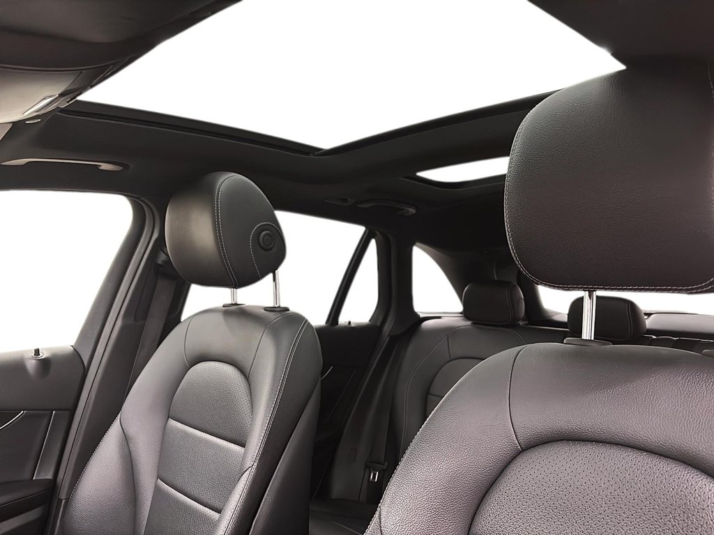 Mercedes-Benz GLC  2020 à Québec, Québec - 11 - w1024h768px