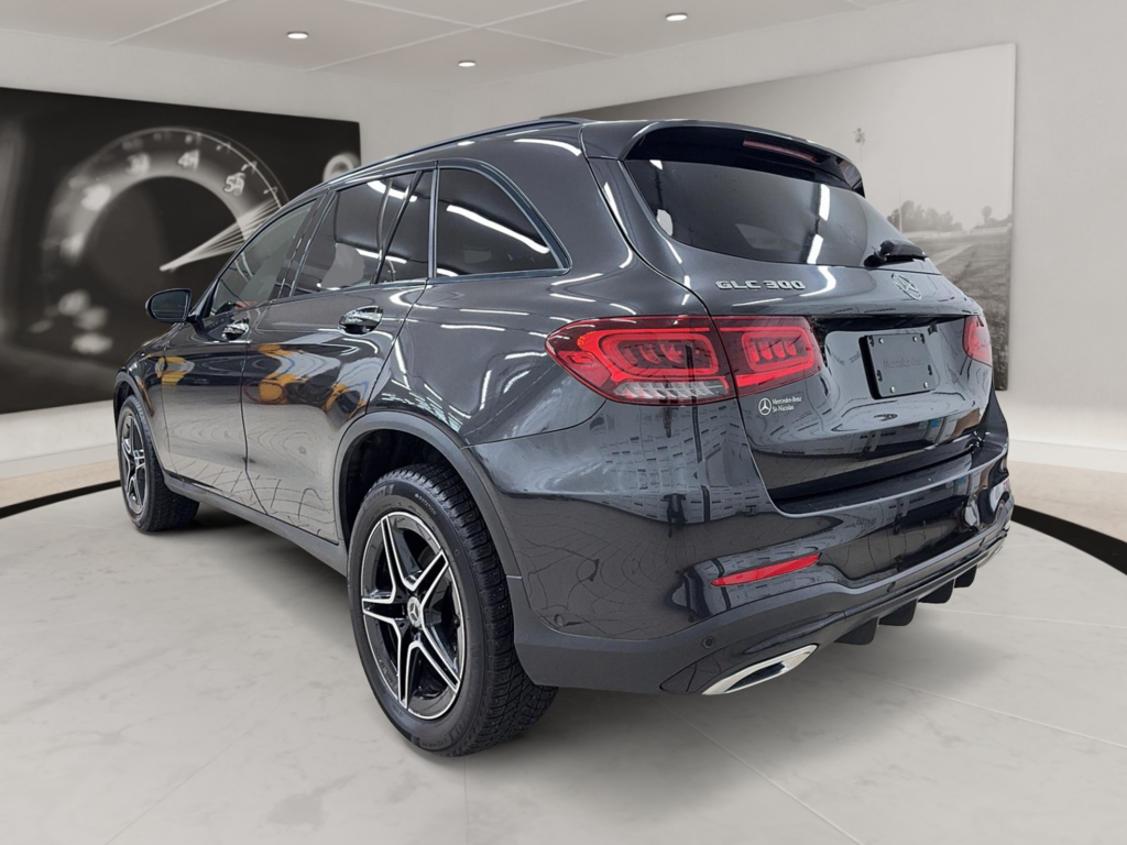 2021 Mercedes-Benz GLC in Quebec, Quebec - 4 - w1024h768px