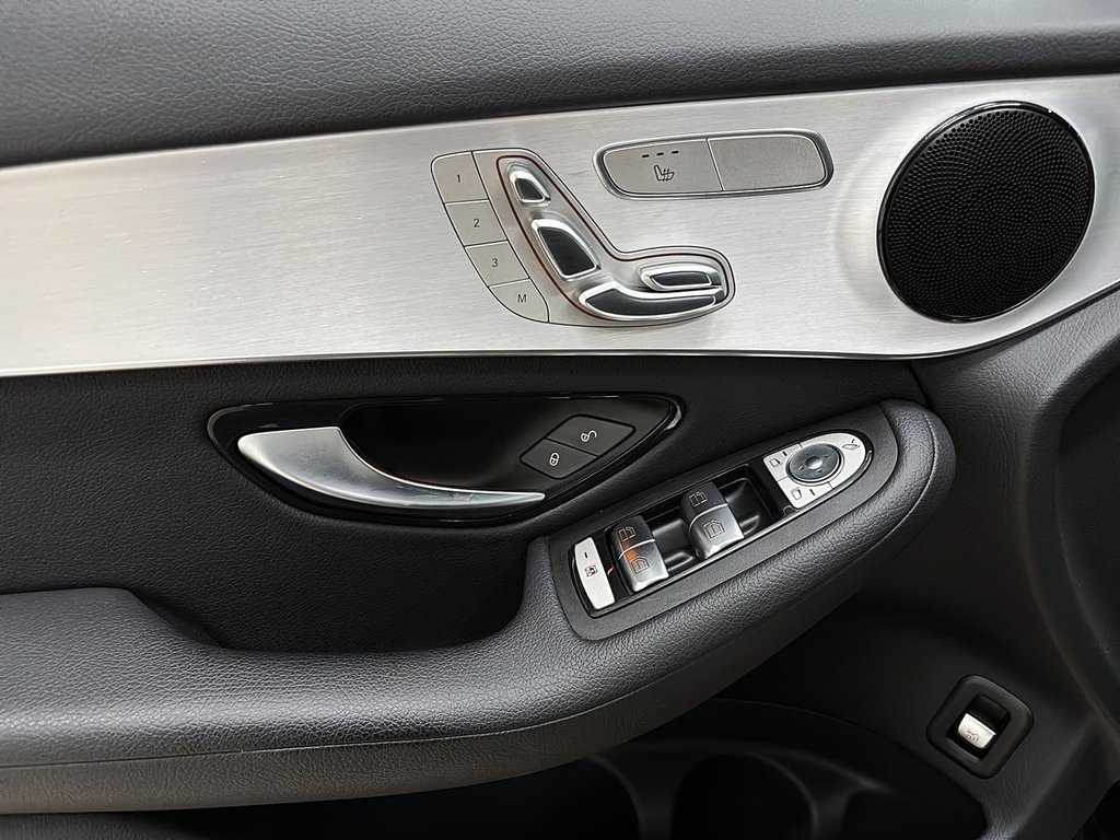 Mercedes-Benz GLC  2021 à Québec, Québec - 9 - w1024h768px
