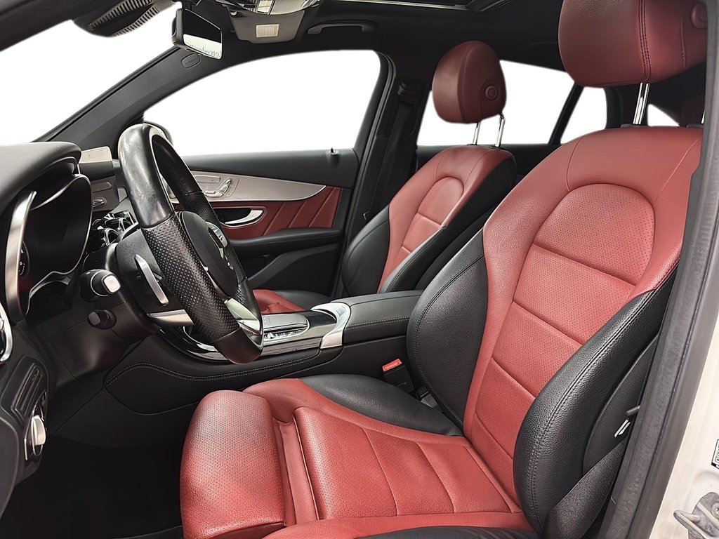 Mercedes-Benz GLC  2021 à Québec, Québec - 10 - w1024h768px