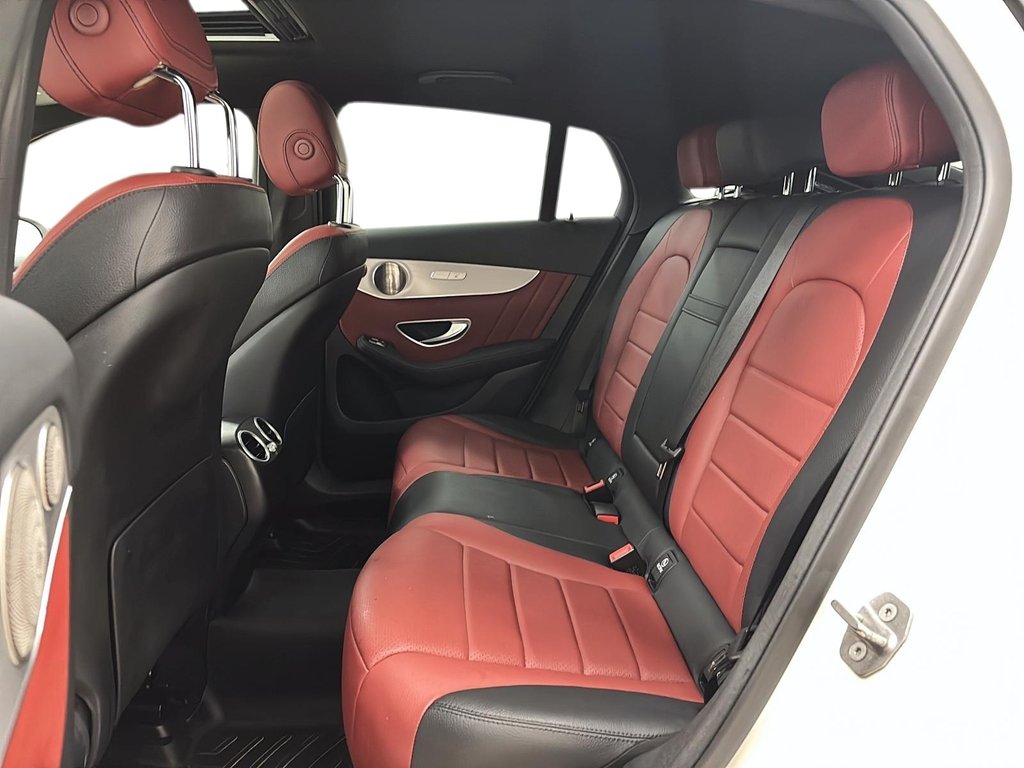 Mercedes-Benz GLC  2021 à Québec, Québec - 7 - w1024h768px