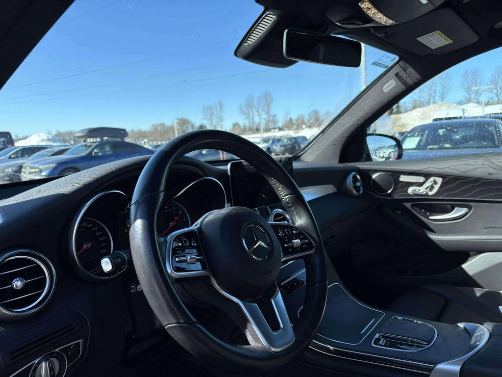 2022 Mercedes-Benz GLC in Quebec, Quebec - 7 - w1024h768px