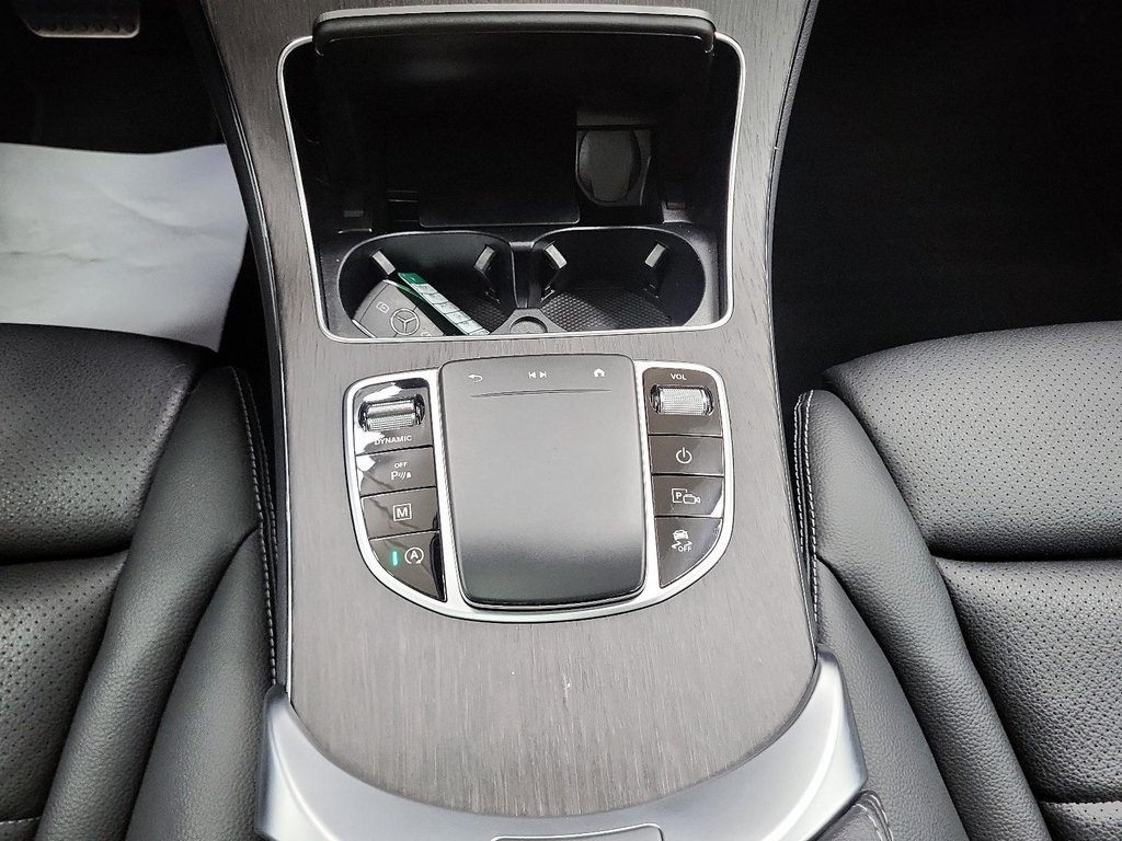Mercedes-Benz GLC  2022 à Québec, Québec - 19 - w1024h768px
