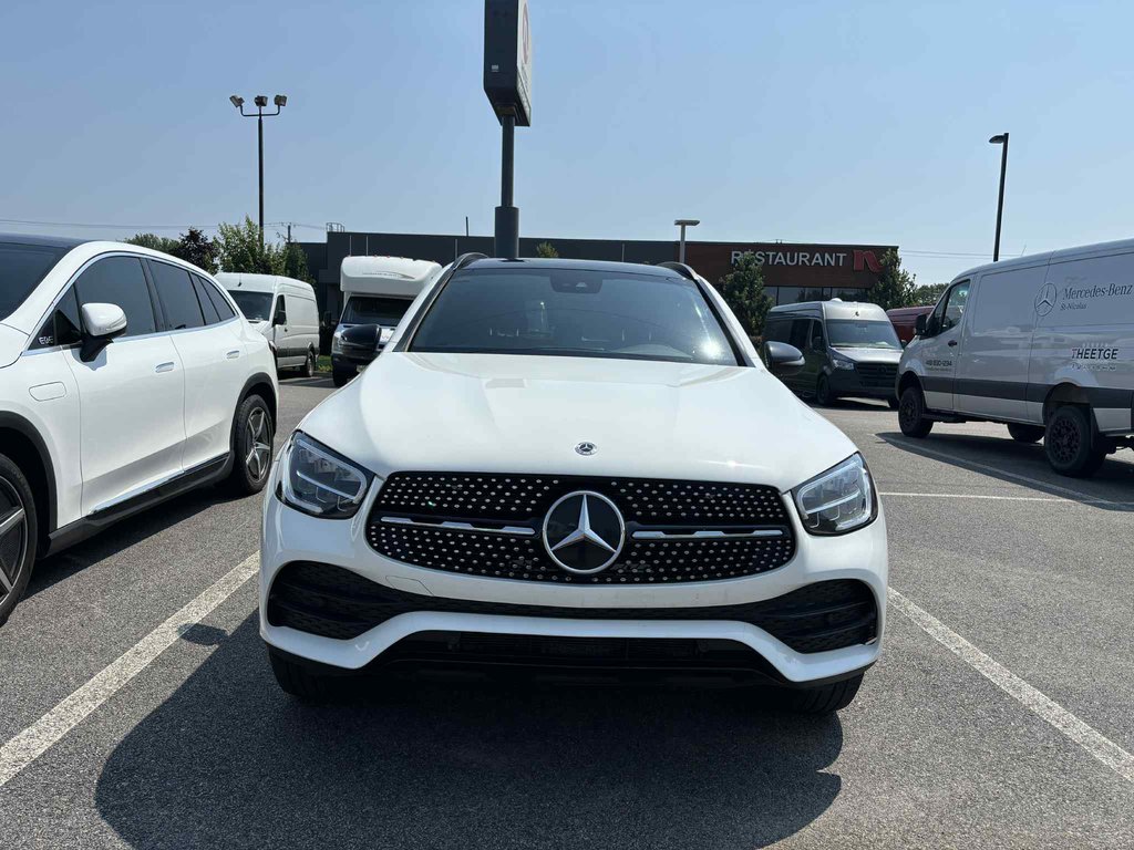 2022 Mercedes-Benz GLC in Quebec, Quebec - 2 - w1024h768px