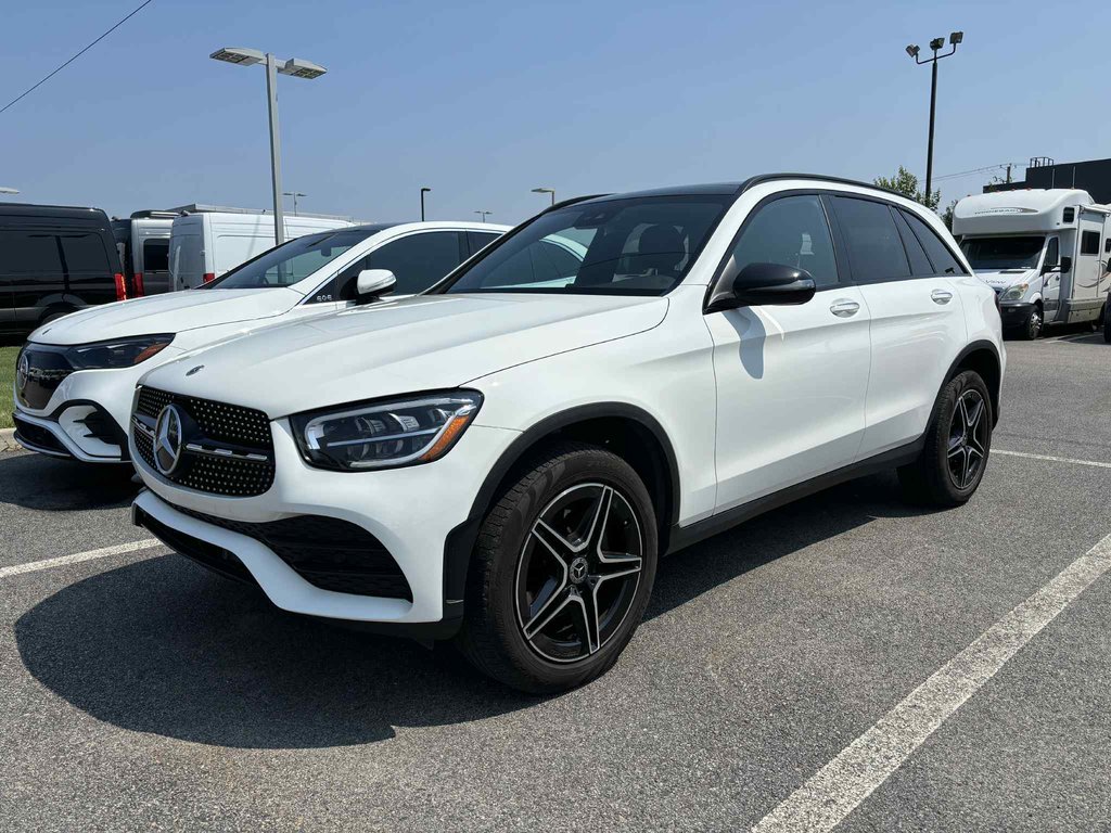 2022 Mercedes-Benz GLC in Quebec, Quebec - 1 - w1024h768px