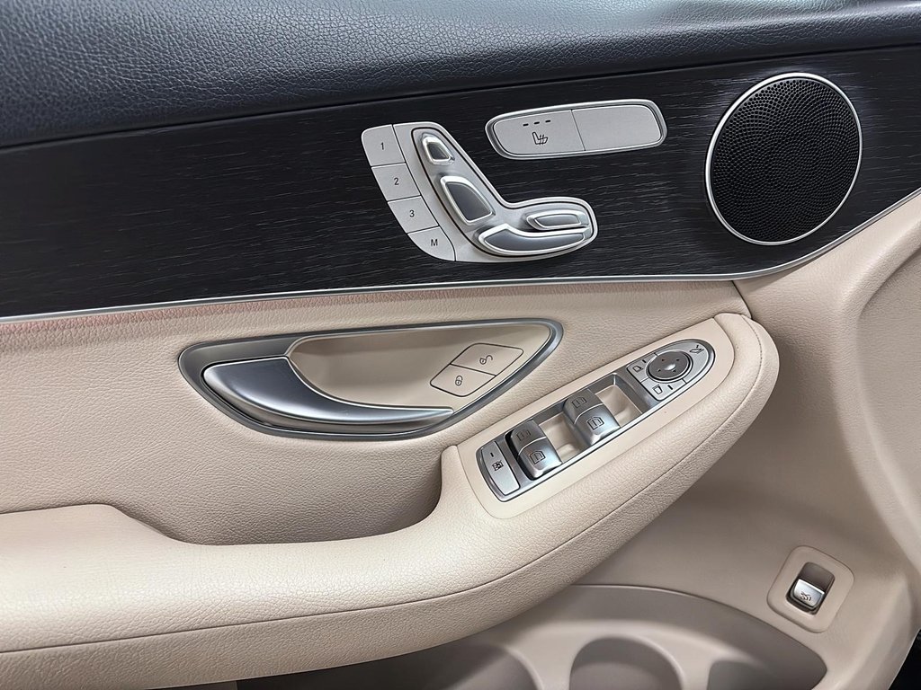 Mercedes-Benz GLC  2022 à Québec, Québec - 8 - w1024h768px