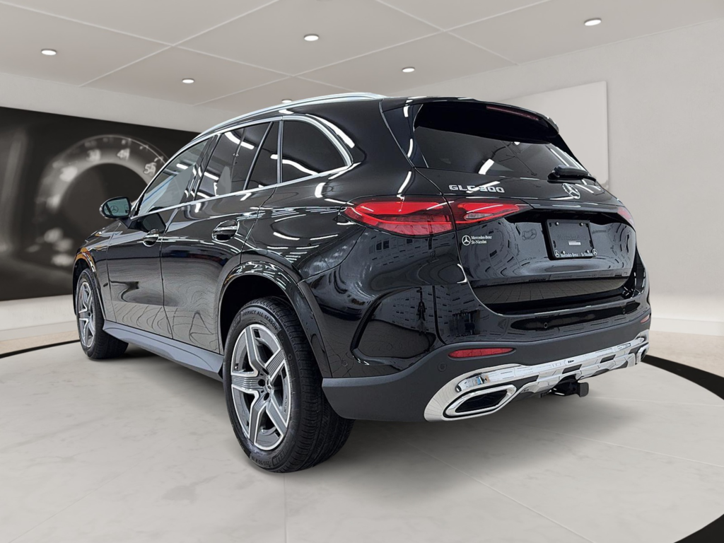 Mercedes-Benz GLC  2023 à Québec, Québec - 4 - w1024h768px