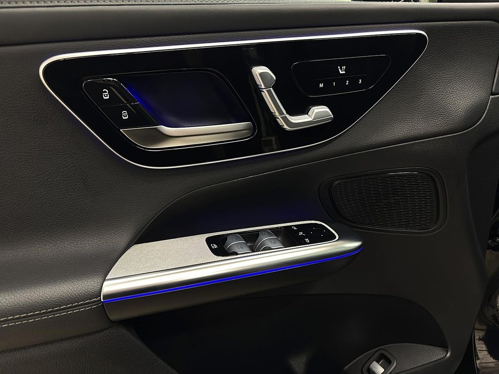 2023 Mercedes-Benz GLC in Quebec, Quebec - 8 - w1024h768px