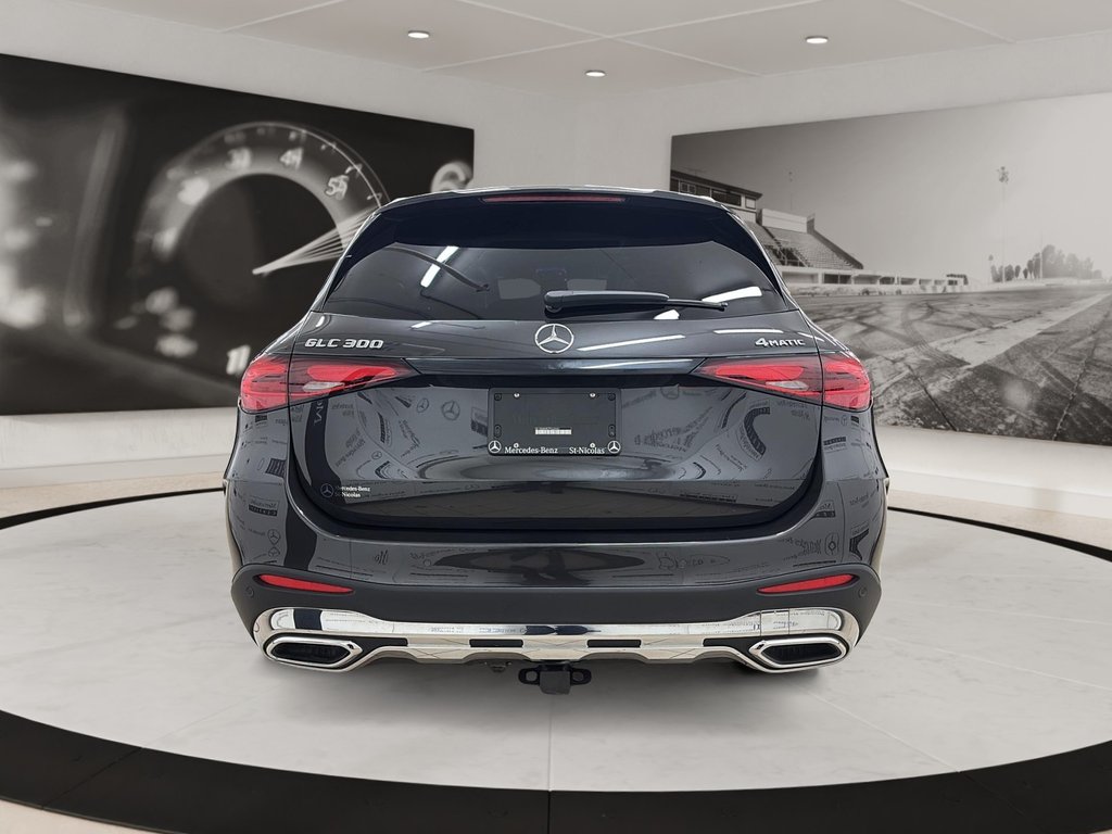 Mercedes-Benz GLC  2023 à Québec, Québec - 5 - w1024h768px