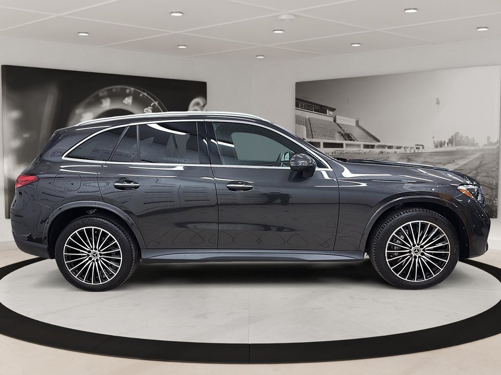 Mercedes-Benz GLC  2023 à Québec, Québec - 4 - w1024h768px