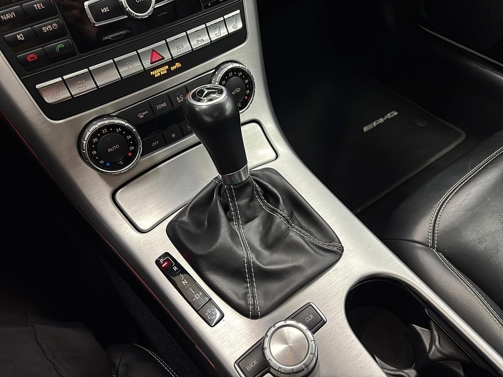 Mercedes-Benz SLK-Class  2014 à Québec, Québec - 14 - w1024h768px