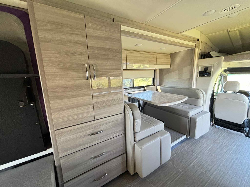2020 Mercedes-Benz Sprinter Cab Chassis in Quebec, Quebec - 16 - w1024h768px