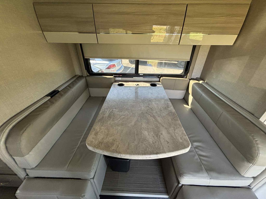 2020 Mercedes-Benz Sprinter Cab Chassis in Quebec, Quebec - 17 - w1024h768px
