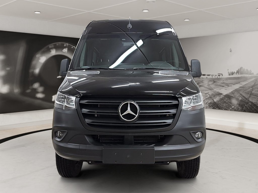 2020 Mercedes-Benz Sprinter Cargo Van in Quebec, Quebec - 2 - w1024h768px