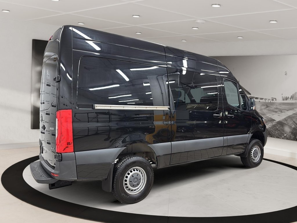 2020 Mercedes-Benz Sprinter Cargo Van in Quebec, Quebec - 4 - w1024h768px