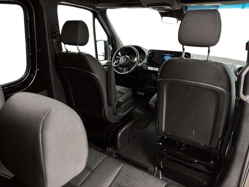 2020 Mercedes-Benz Sprinter Cargo Van in Quebec, Quebec - 10 - w1024h768px