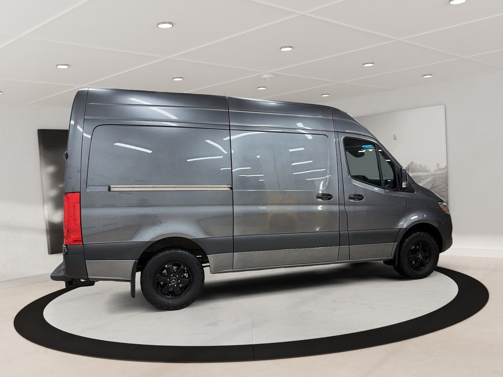 Mercedes-Benz Sprinter Cargo Van  2021 à Québec, Québec - 4 - w1024h768px