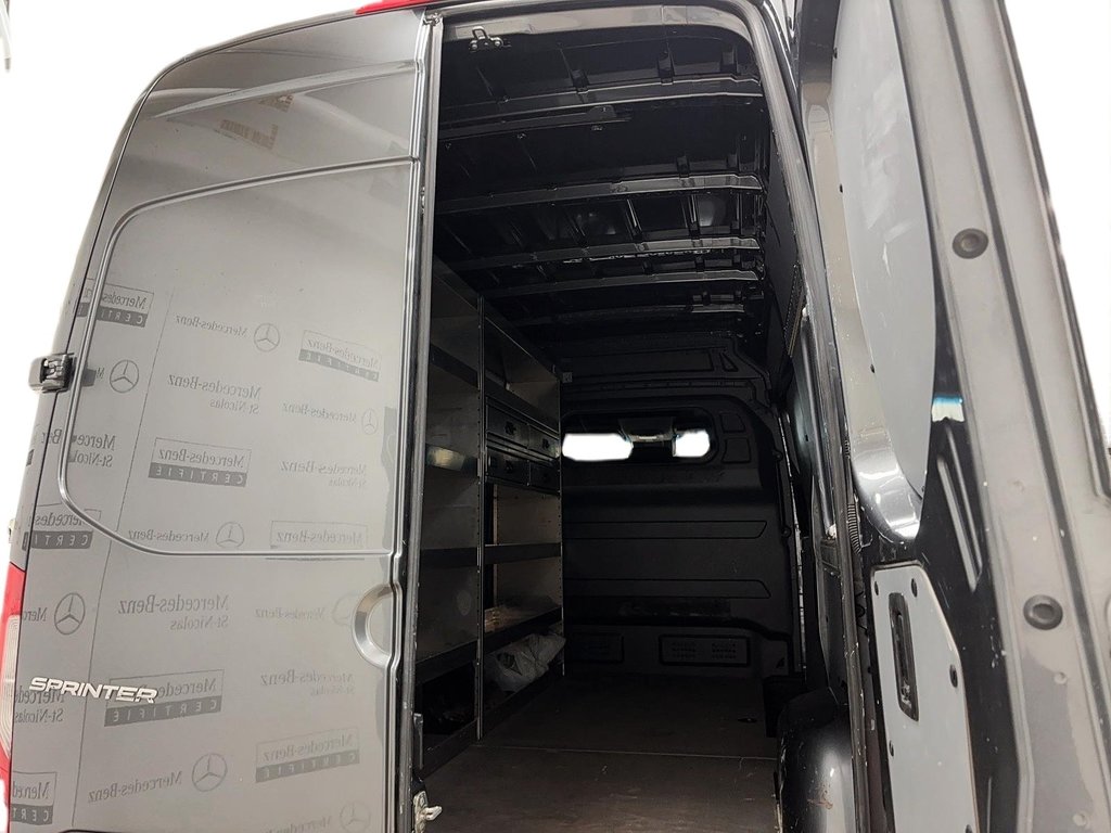 Mercedes-Benz Sprinter Cargo Van  2021 à Québec, Québec - 6 - w1024h768px