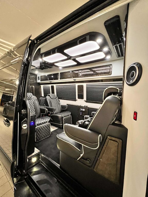 2021 Mercedes-Benz Sprinter Cargo Van in Quebec, Quebec - 12 - w1024h768px